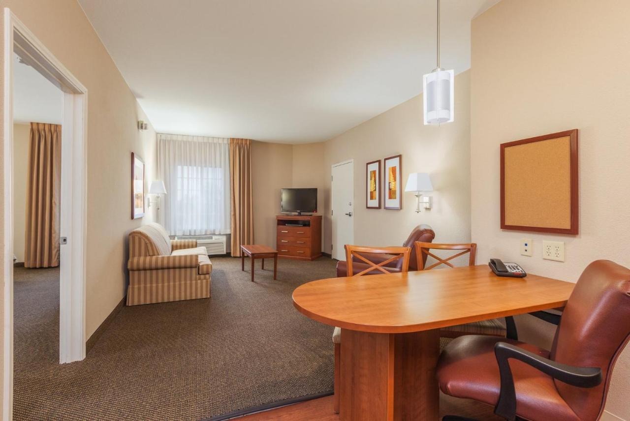 Candlewood Suites Houston I-10 East By Ihg Екстер'єр фото