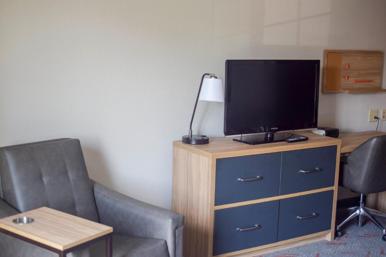 Candlewood Suites Houston I-10 East By Ihg Екстер'єр фото