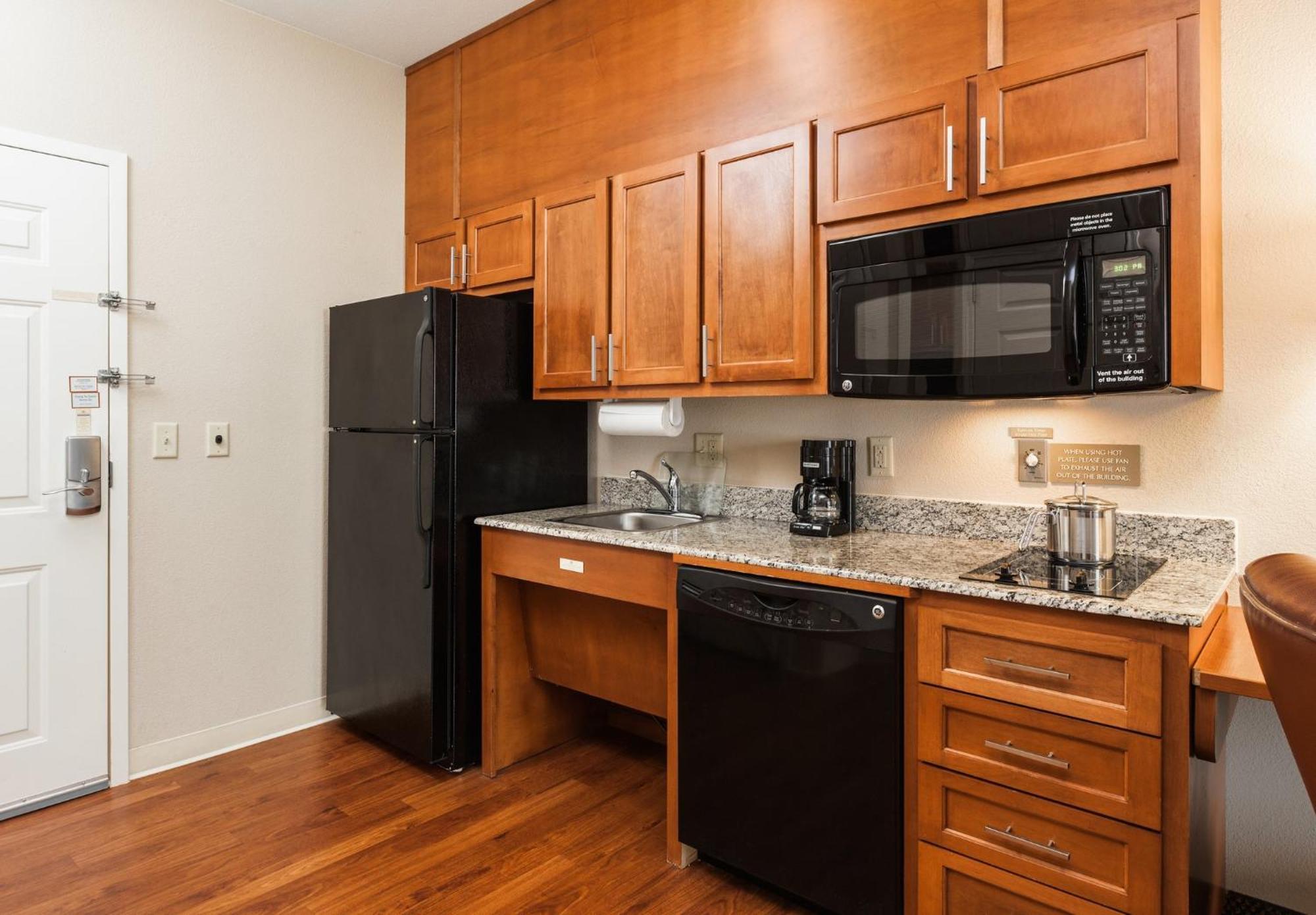 Candlewood Suites Houston I-10 East By Ihg Екстер'єр фото