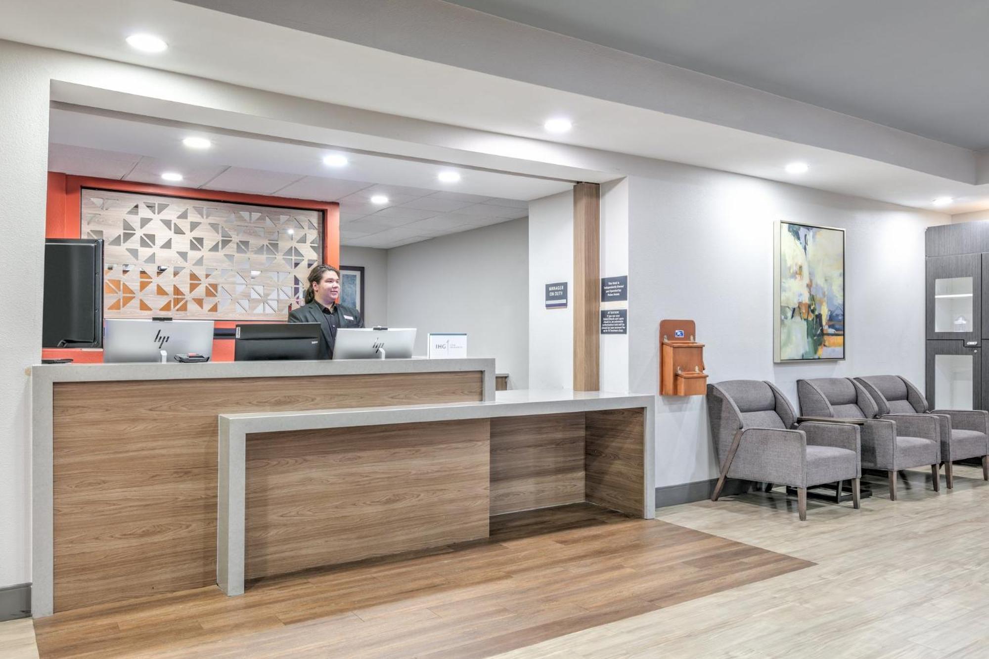 Candlewood Suites Houston I-10 East By Ihg Екстер'єр фото